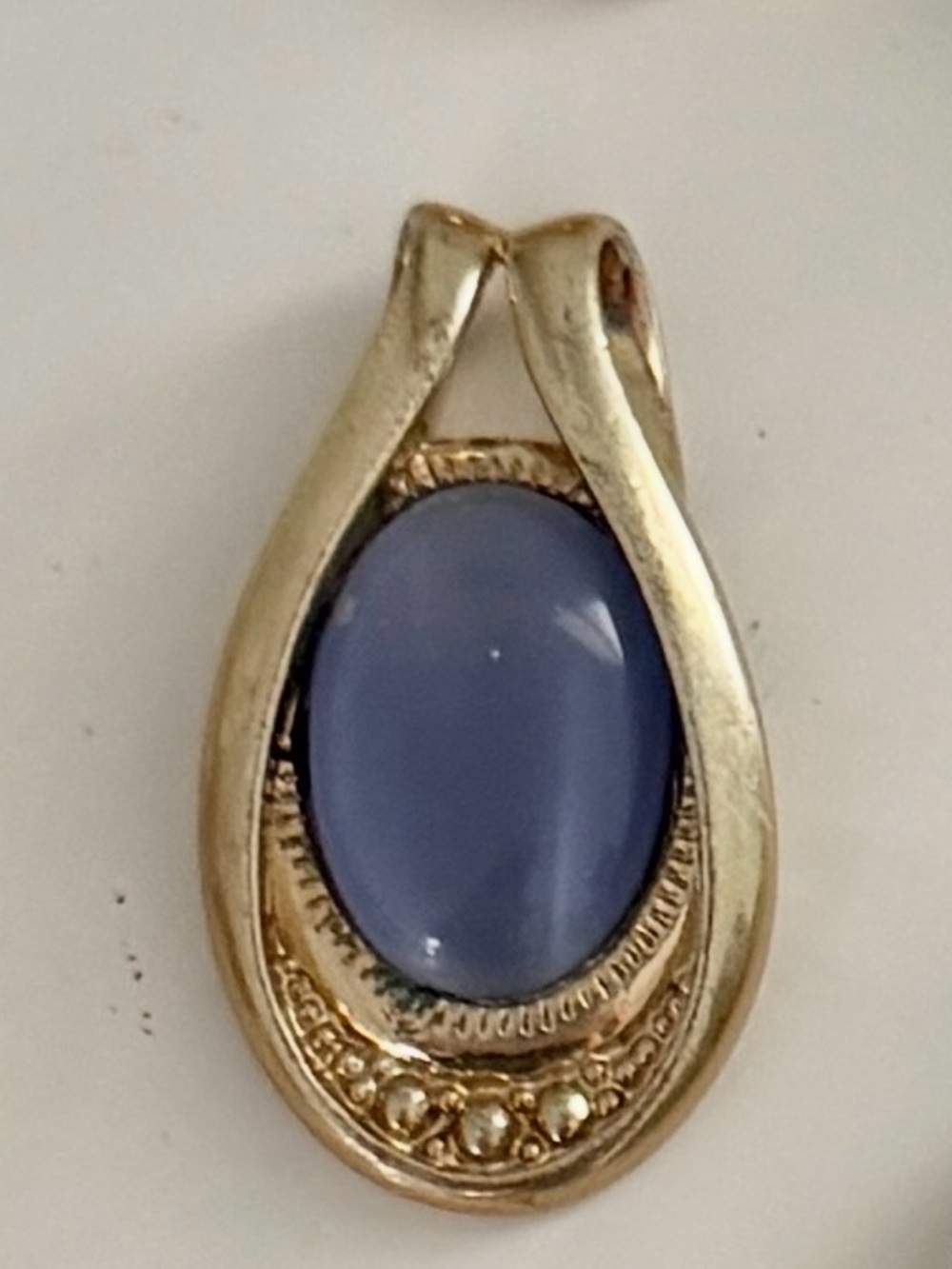🌹 Lia Sophia Gold-Tone Pendant for a necklace with Lavender Stone #0165